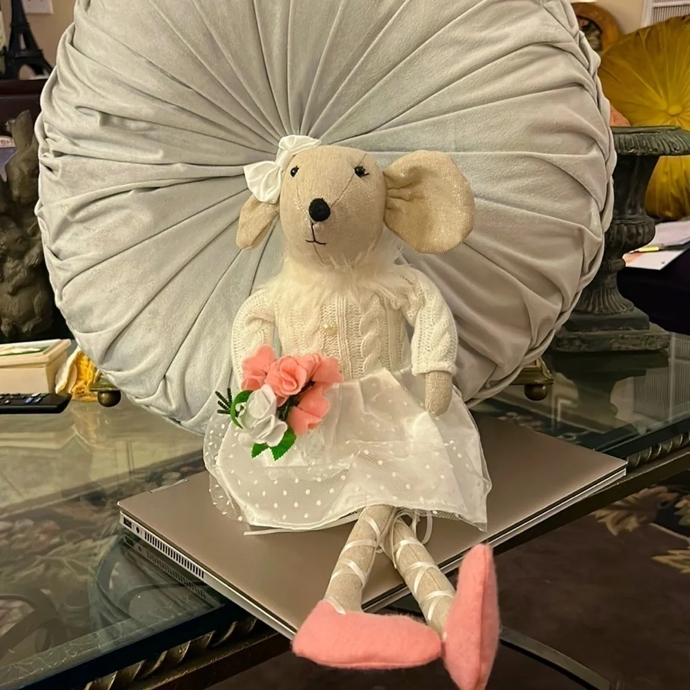 Plush shelf sitter Ballerina mouse.